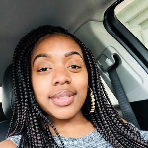 Meet your Posher, Qualana